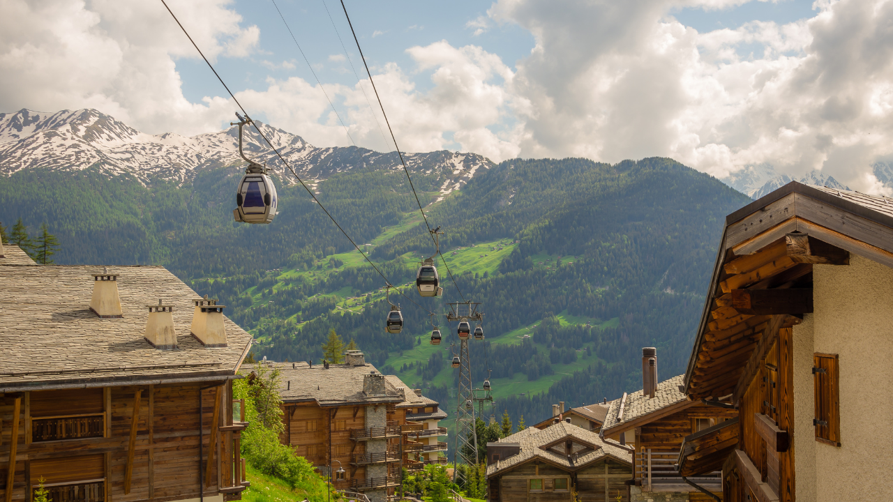 Exploring the Neighborhoods of Verbier: A Guide for Potential Homebuyers